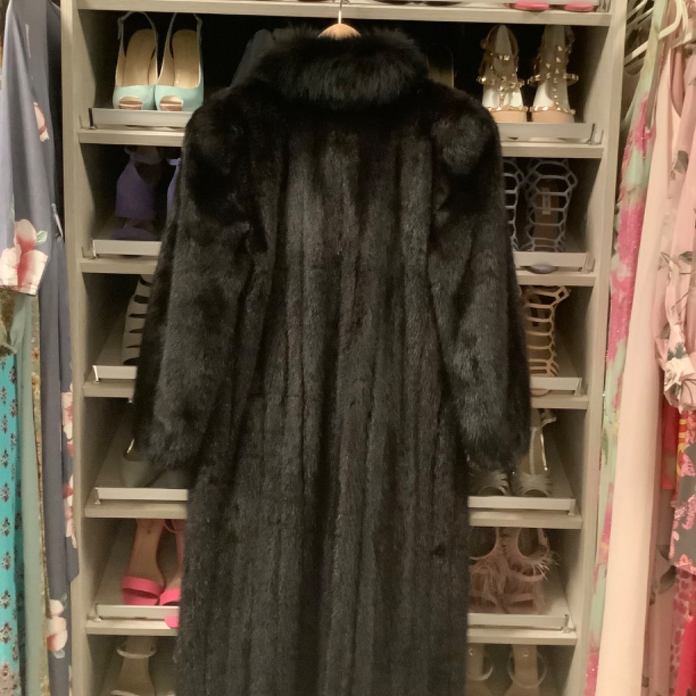 Saga Mink Royal Collection With Fox Tuxedo Collar - image 4